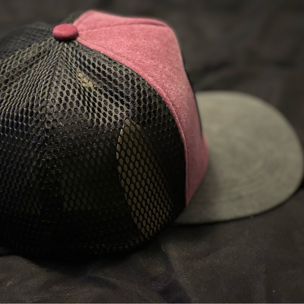 Goorin Bros. Bass (Large Mouth Lunker) Patch in maroon and Gray snap back ! - Picture 9 of 9